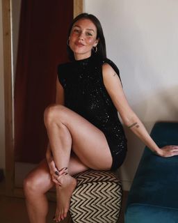 Giorgia Crivello feet photo thumbnail