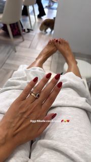 Giorgia Crivello feet photo thumbnail