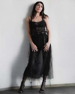 Giorgia feet photo thumbnail