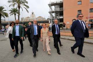 Giorgia Meloni feet photo thumbnail