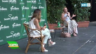 Giorgia Meloni feet photo thumbnail
