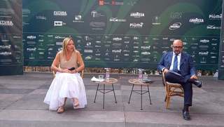 Giorgia Meloni feet photo thumbnail