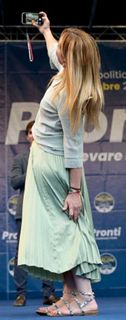 Giorgia Meloni feet photo 13