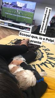Giorgia Palmas feet photo thumbnail