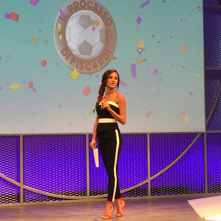 Giorgia Palmas feet photo thumbnail