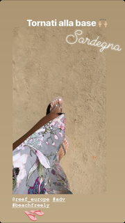 Giorgia Palmas feet photo thumbnail