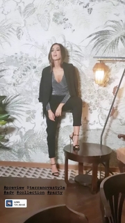 Giorgia Palmas feet photo thumbnail