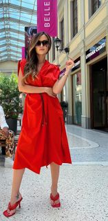 Giorgia Palmas feet photo thumbnail