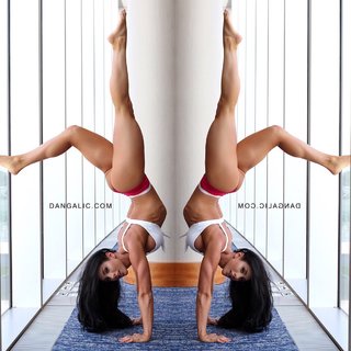 Giorgia Piscina feet photo 5