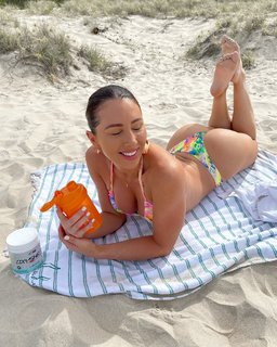 Giorgia Piscina feet photo 2