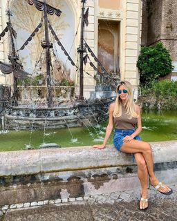 Giorgia Rossi feet photo thumbnail