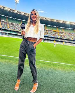 Giorgia Rossi feet photo thumbnail