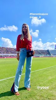 Giorgia Rossi feet photo thumbnail
