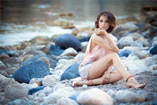 Giorgia Surina feet photo thumbnail