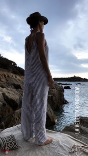 Giorgia Surina feet photo thumbnail