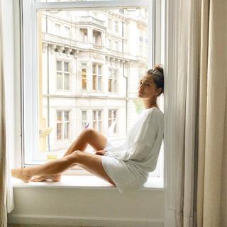 Giorgia Surina feet photo thumbnail