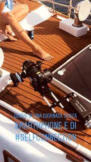 Giorgia Surina feet photo thumbnail