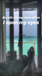 Giorgia Surina feet photo thumbnail