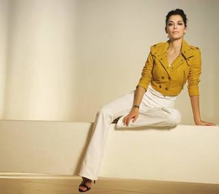 Giorgia Surina feet photo thumbnail