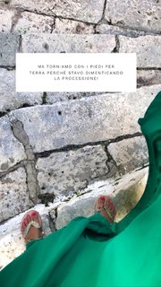 Giorgia Surina feet photo thumbnail