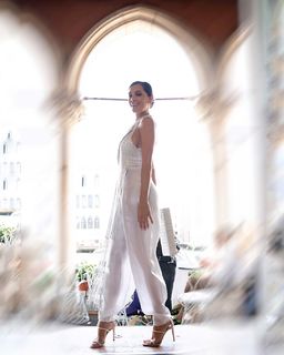 Giorgia Surina feet photo thumbnail