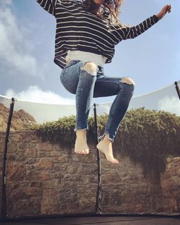 Giorgia Surina feet photo thumbnail