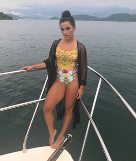 Giovana Cordeiro feet photo 2