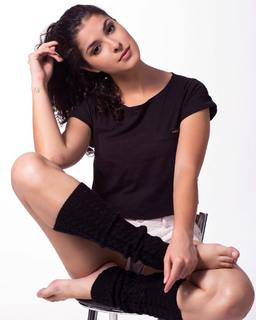 Giovana Fagundes feet photo 16