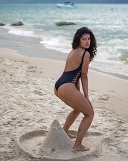 Giovana Fagundes feet photo 1