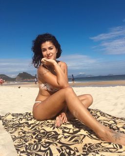 Giovana Fagundes feet photo 5