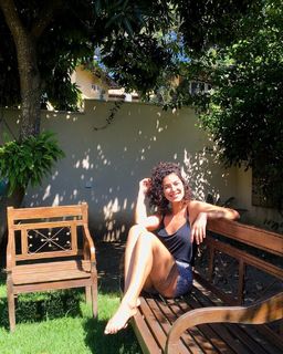 Giovana Fagundes feet photo 4