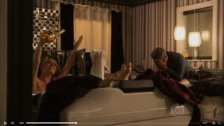 Giovanna Antonelli feet photo thumbnail