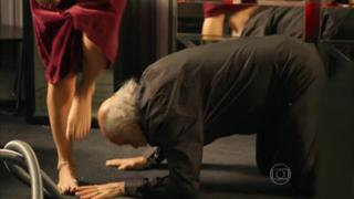 Giovanna Antonelli feet photo thumbnail