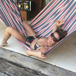 Giovanna Antonelli feet photo thumbnail
