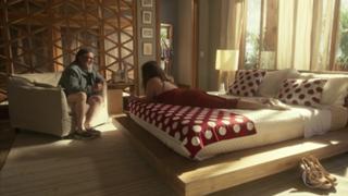 Giovanna Antonelli feet photo thumbnail