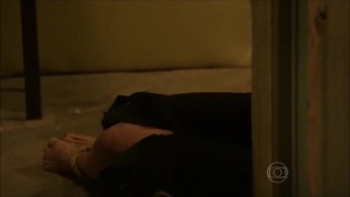 Giovanna Antonelli feet photo thumbnail