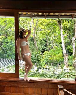 Giovanna Antonelli feet photo thumbnail