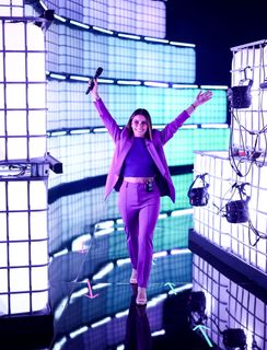 Giovanna Antonelli feet photo thumbnail