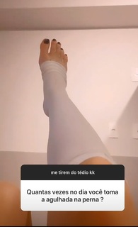 Giovanna Chaves feet photo thumbnail