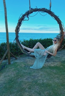 Giovanna Chaves feet photo thumbnail