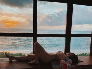 Giovanna Chaves feet photo thumbnail