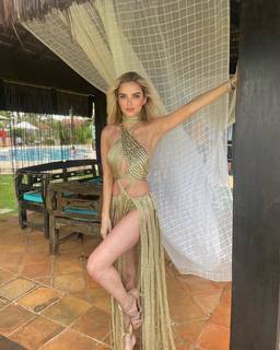 Giovanna Chaves feet photo thumbnail