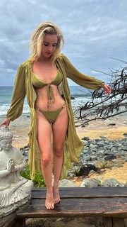 Giovanna Chaves feet photo thumbnail