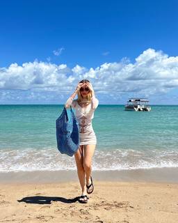 Giovanna Chaves feet photo thumbnail