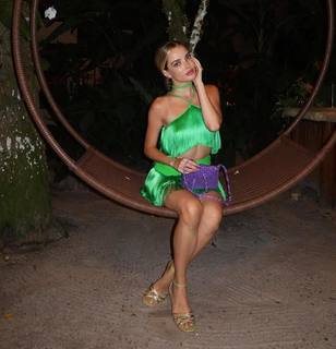 Giovanna Chaves feet photo thumbnail