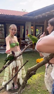 Giovanna Chaves feet photo thumbnail