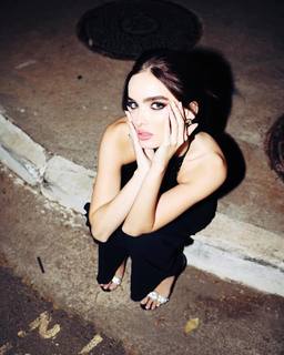 Giovanna Chaves feet photo thumbnail