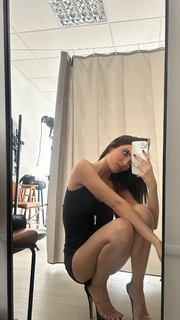 Giovanna Chaves feet photo thumbnail