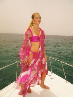 Giovanna Chaves feet photo thumbnail