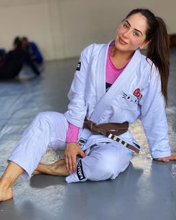 Giovanna Eburneo feet photo thumbnail